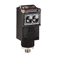 Allen-Bradley - Series 9000 Photoelectric Sens